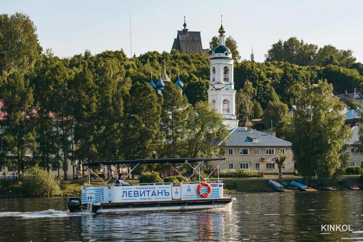 Тримаран «Левитанъ»