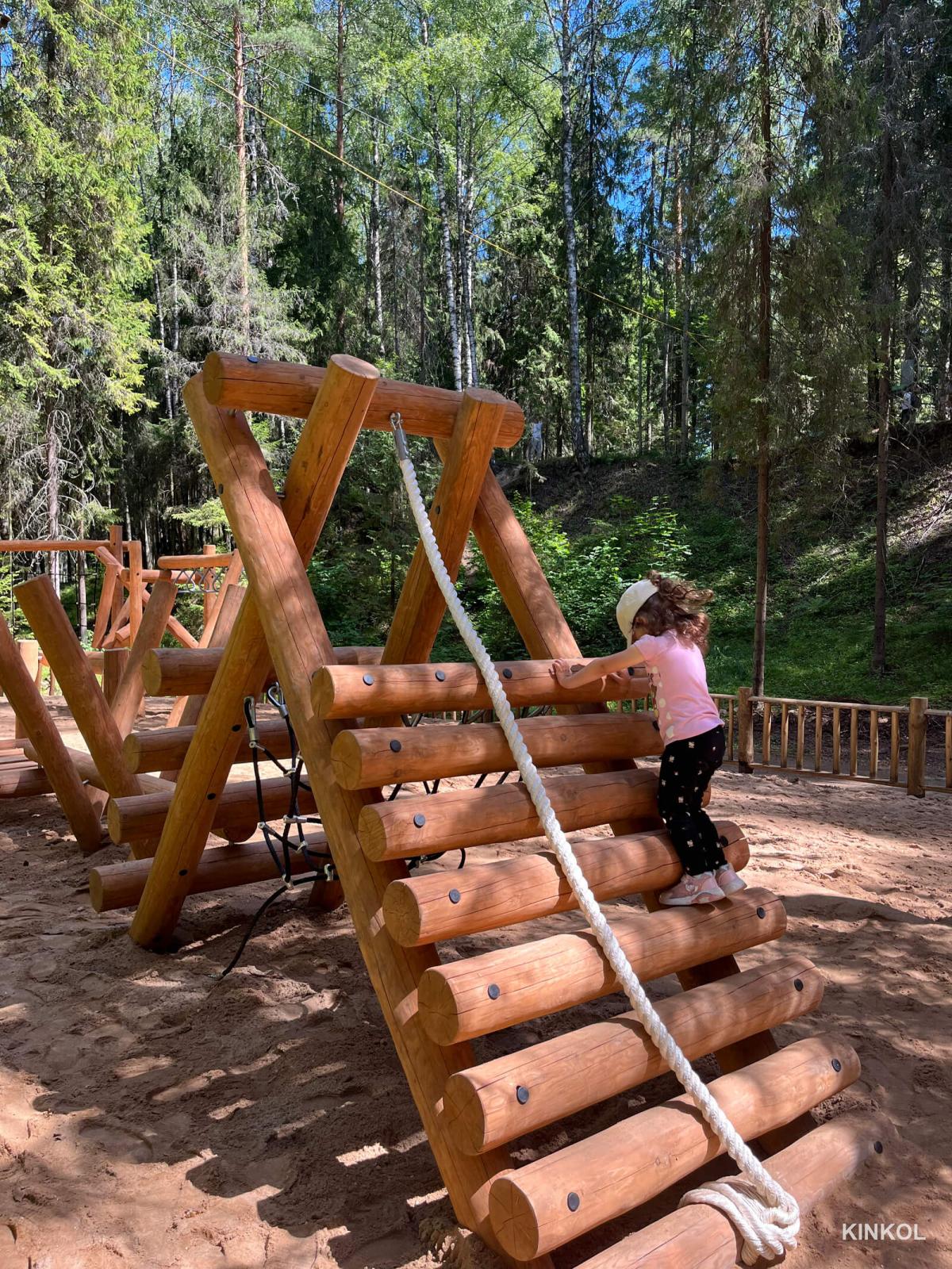 Детский городок в экопарке «Иволга» в Плёсе