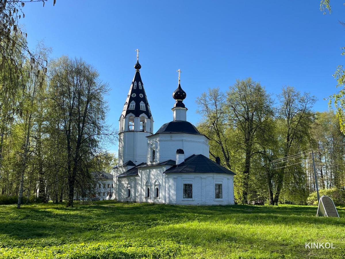 Успенский собор в Плёсе
