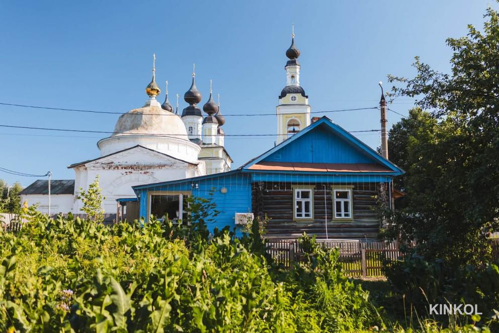 Потаённый сад в Плёсе