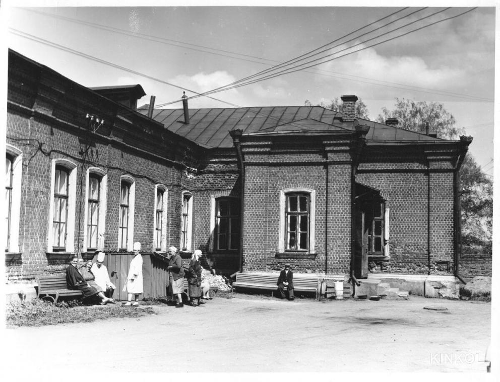 Историческое фото больницы 1898 г. в Плёсе