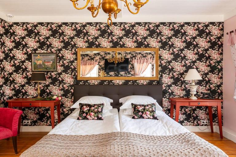 Дом Жаркова