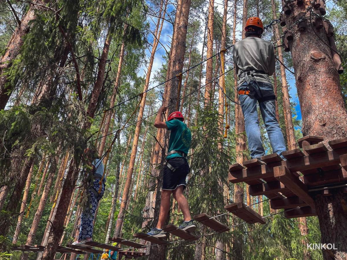 Верёвочные трассы в экопарке «Иволга» в Плёсе