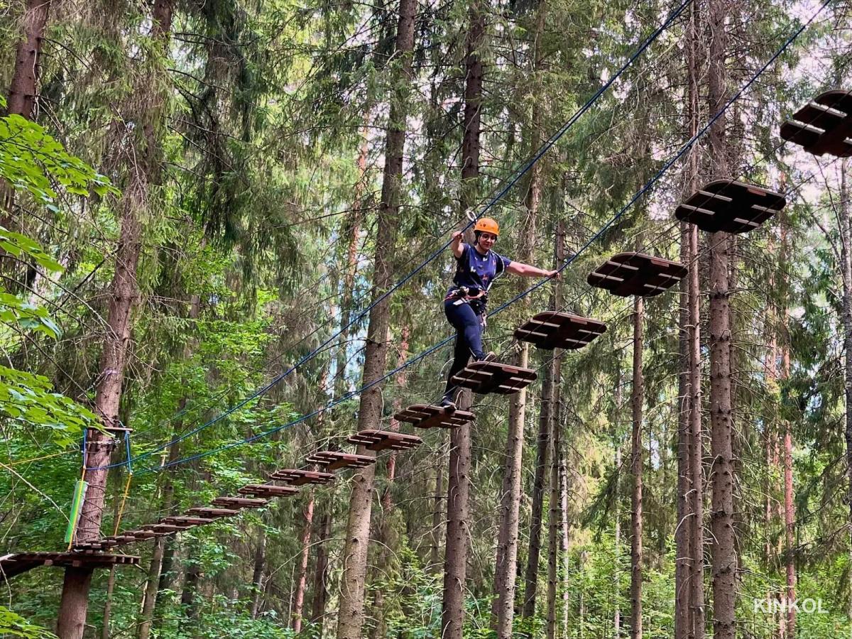 Верёвочные трассы в экопарке «Иволга» в Плёсе