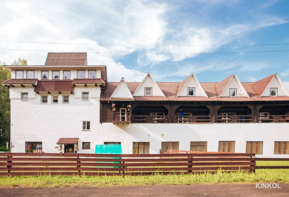 Отель «Галерея Ле'Витан»