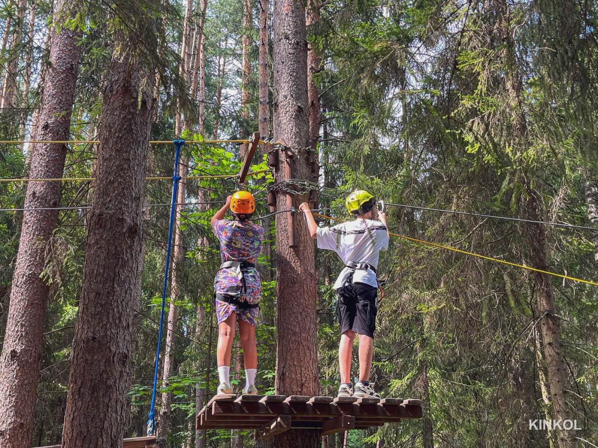Верёвочные трассы в экопарке «Иволга» в Плёсе
