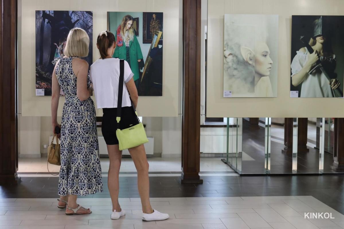 Фотовыставка «Алхимия PARI»