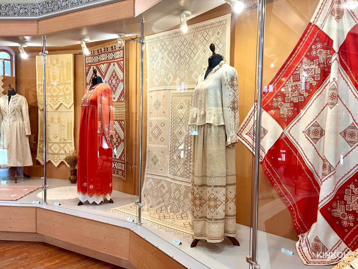 Зал ткачества и вышивки