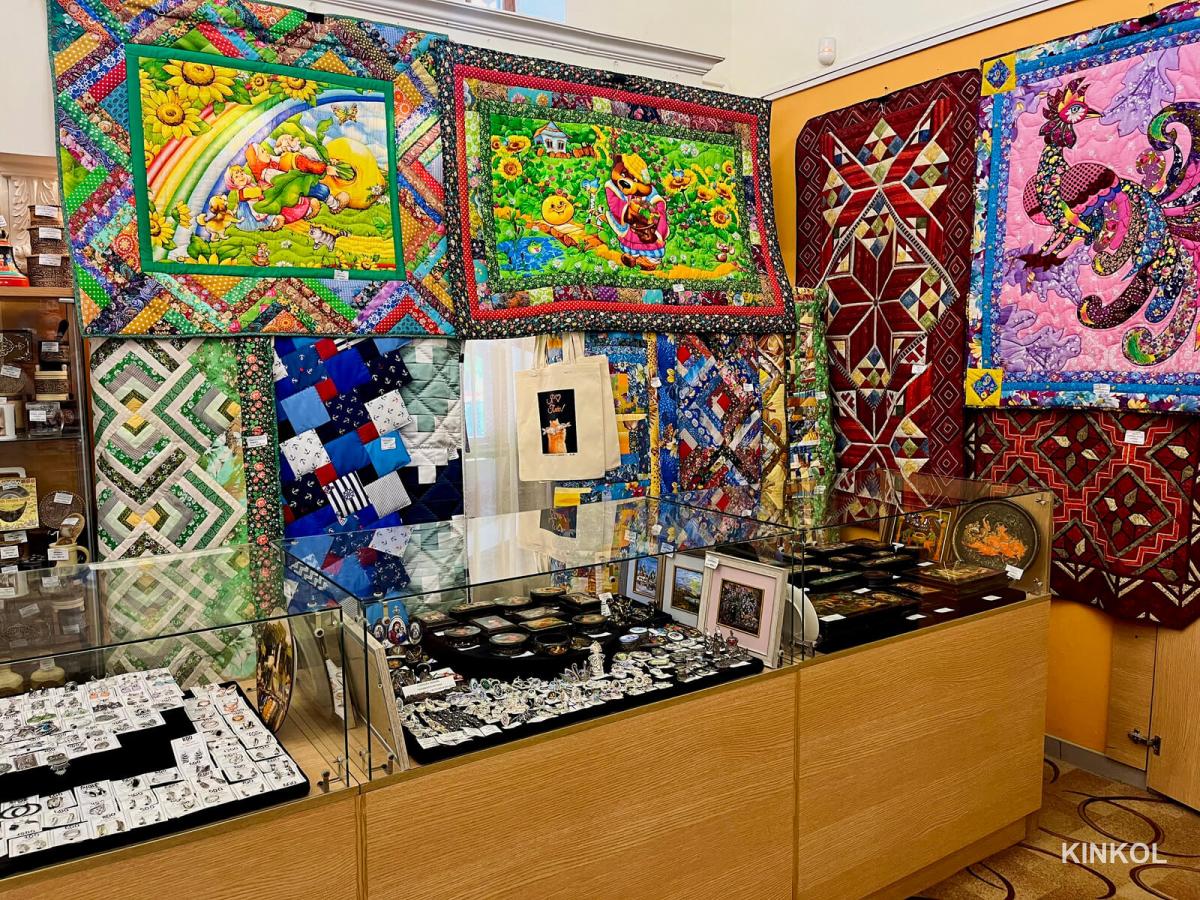 Сувенирная лавка