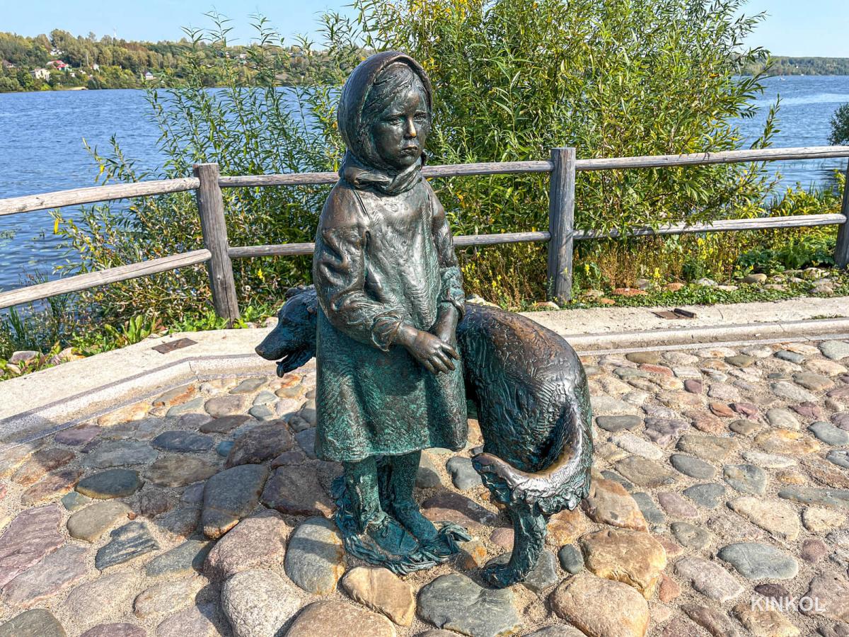 Памятник Фёдору Шаляпину