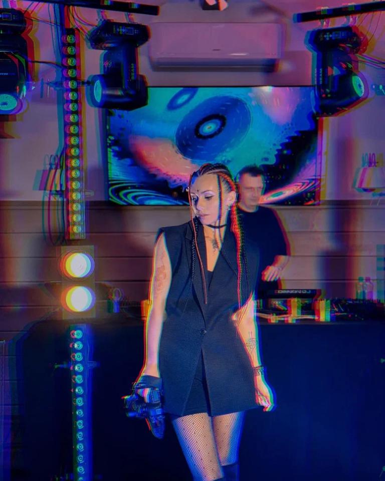 DJ-ивент SPRING QUEENS