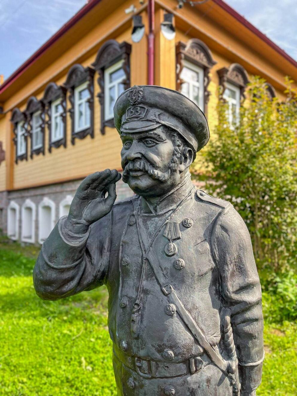 Скульптура Городовой