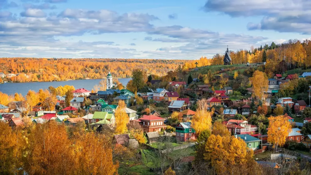 Вид на Плёс с Соборной горы