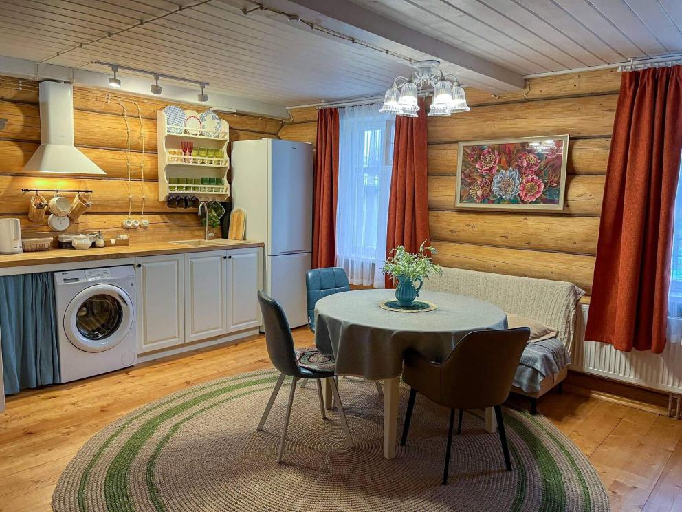 位于维戈洛沃村的带桑拿房的房子