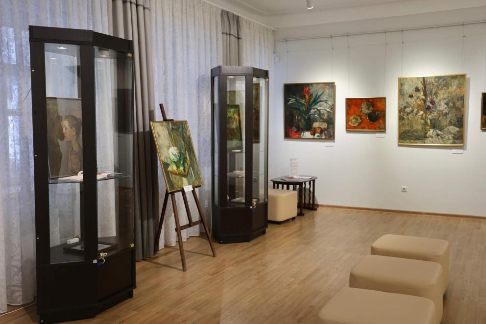 《俄罗斯联邦人民艺术家拉伊萨·列别杰娃》展览